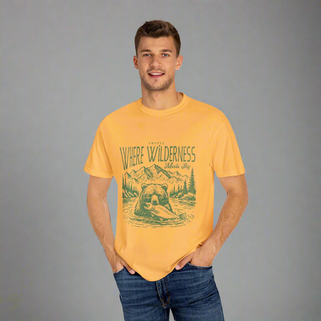 Bear Wilderness-Mediumweight Relaxed fit T-Shirt